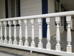 Peinture garde-corps en bois