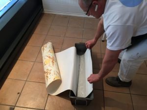 Bac à tapisserie