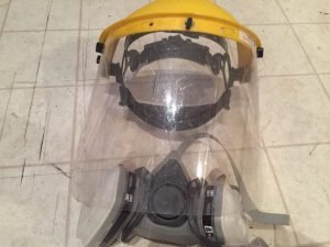 Masque avec cartouche et visière de protection pour décapage
