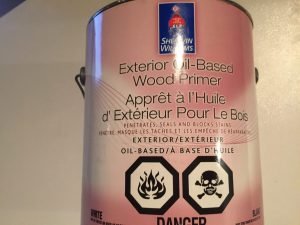 Apprêt scelleur à l'huile sur bois