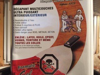 decapant sur porte