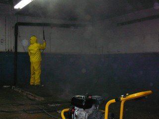 lavage haute pression interieur garage
