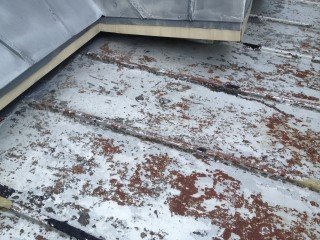 peinture toiture montreal corrosion
